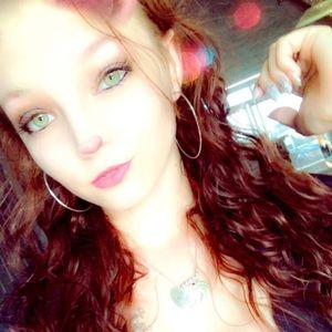 Meet your Posher, Veronica